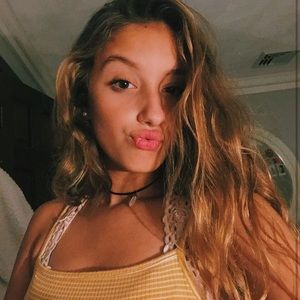 Meet your Posher, Chole